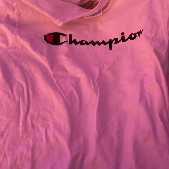 Medium sized champion T-shirt. Never worn - Picture 2 of 4